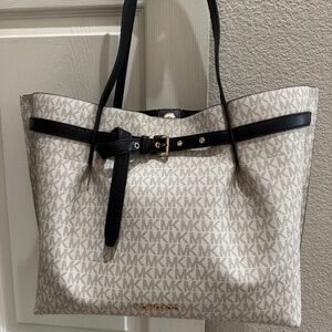 Large Michael Kors Tote